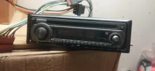 Radio Coche Kenwood Negra