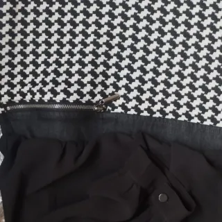 Vestido negro con estampado