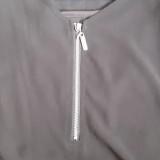 Vestido negro con estampado