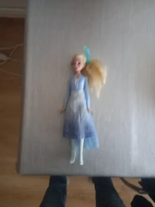 Varie bambole Disney