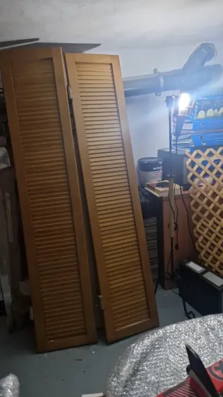 Puertas de lamas de madera