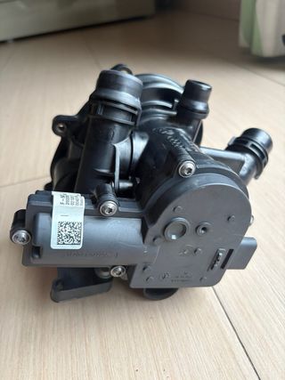 Cuerpo Termostato Bomba Agua Golf GTI 7