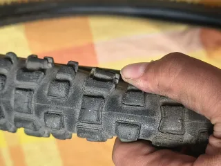 Cubierta Kona John Murray 26 MTB