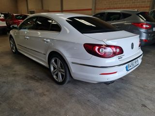 Volkswagen Passat CC 2011