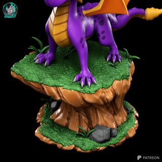 Figura Spyro pintada a mano