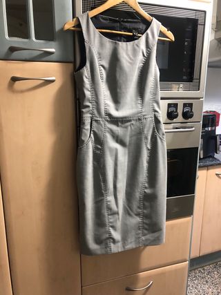 Vestido gris recto como nuevo