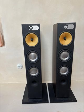 Altavoces Bowers & Wilkins 683 Hi-Fi