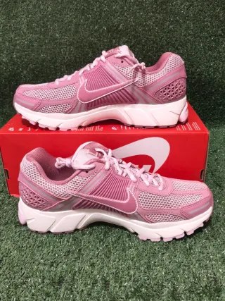 Nike Zoom Vomero 5 Talla 42.5
