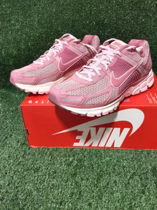 Nike Zoom Vomero 5 Talla 42.5