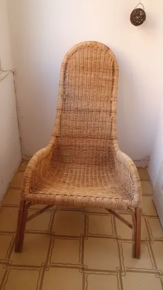 Silla de mimbre vintage