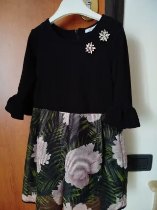 Vestito bambina taglia 5 anni