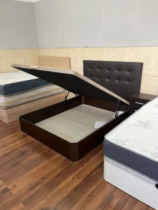 Canapés y colchones nuevos