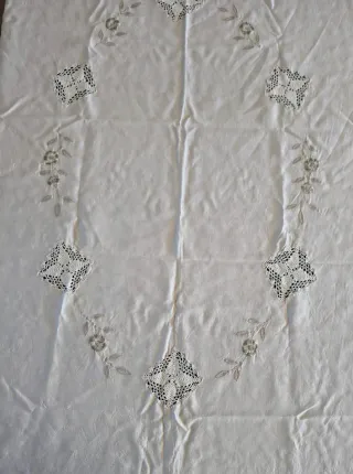 Tovaglia e 12 tovaglioli in lino antico