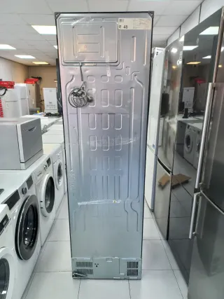 Frigorífico LG Nueva con golpe nofrsot