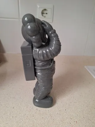Figura Kaws Astronauta Impresión 3D