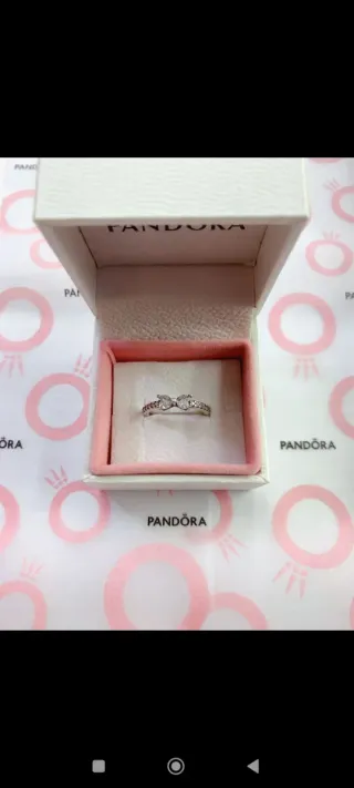 Anillo Pandora Lazo Rojo y Circonitas