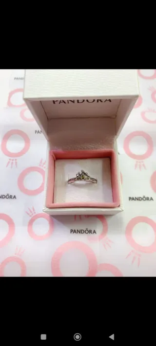 Anillo Pandora Lazo Rojo y Circonitas