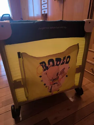 Cuna de viaje infantil