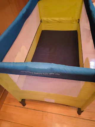 Cuna de viaje infantil