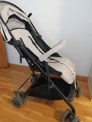 Silla de paseo ligera kikkaboo
