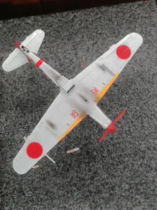 Aereo Kawasaki Ki-61 "Hien" Revell 1/72