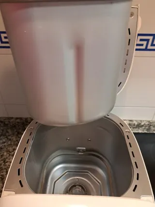 Panificadora Bluesky 550W