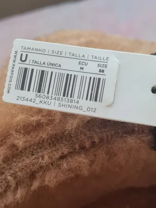 Gorro Bucket Parfois charolado verde y pelo