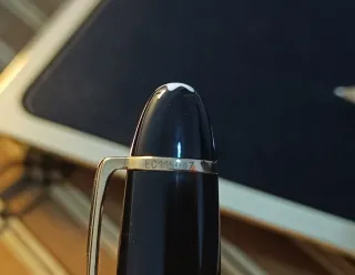 Pluma Montblanc 146 LeGrand - Oro 14K ​