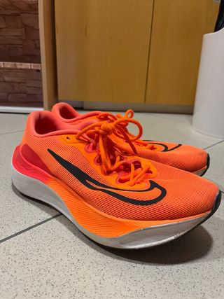Nike Zoom Fly 5 Zapatilla Running talla 44