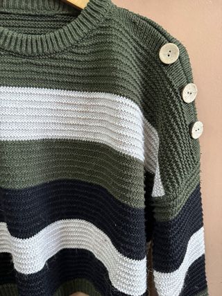 Jersey de rayas verde, blanco y negro