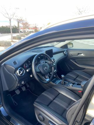 MERCEDES-BENZ Clase GLA 180 5p