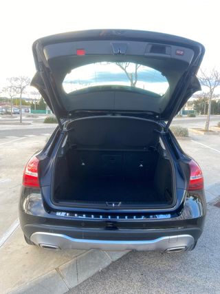 MERCEDES-BENZ Clase GLA 180 5p