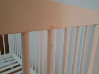 Cuna blanca para bebé