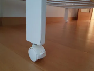 Cuna blanca para bebé