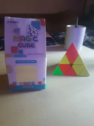 Cubo Mágico Pirámide