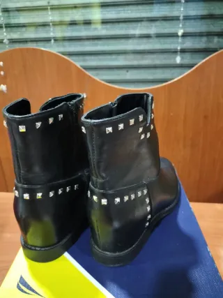 Stivaletti Wellspring n.40 con suola in gomma