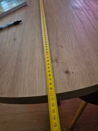 Tavolo da pranzo estensibile in legno massello seminuovo