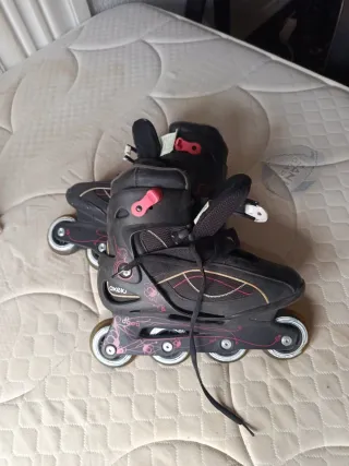 Patines en línea negros