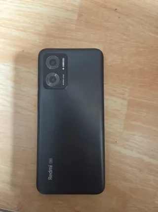 Redmi 10 5G con schermo rotto