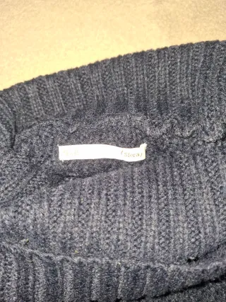 Jersey cuello alto azul marino