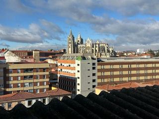 Piso en venta en El Ejido - Santa Ana en León