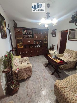 Piso en venta en San Bartolomé - Millán de Priego en Jaén