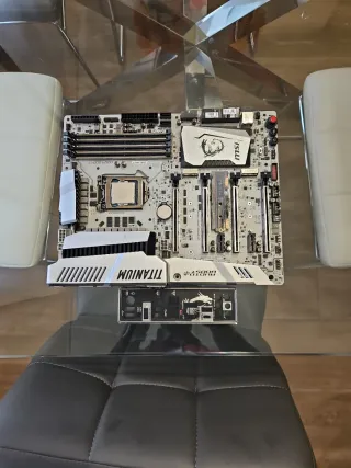 Placa Base MSI Z270 Titanium DDR4 + Intel i7 7700k