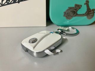 Portachiavi Vespa Piaggio con luce LED