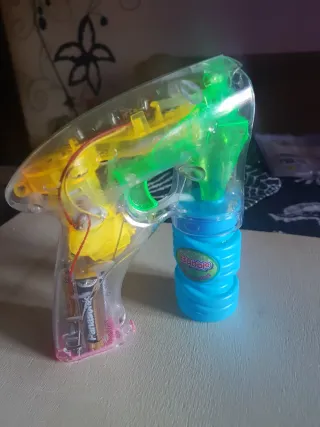 Pistola de burbujas a pilas