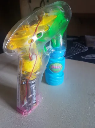 Pistola de burbujas a pilas