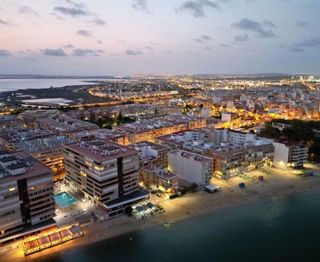 Piso en venta en  El Acequión - Los Naúfragos en Torrevieja