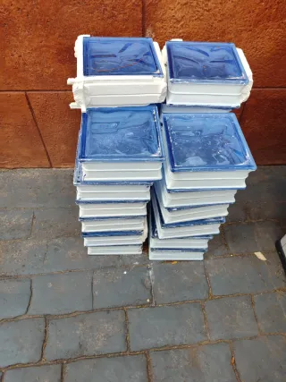 Bloque de vidrio pavés azul.