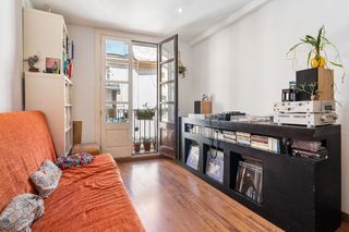 Piso en venta en El Raval en Barcelona