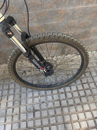 Bicicleta Mondraker Ventura